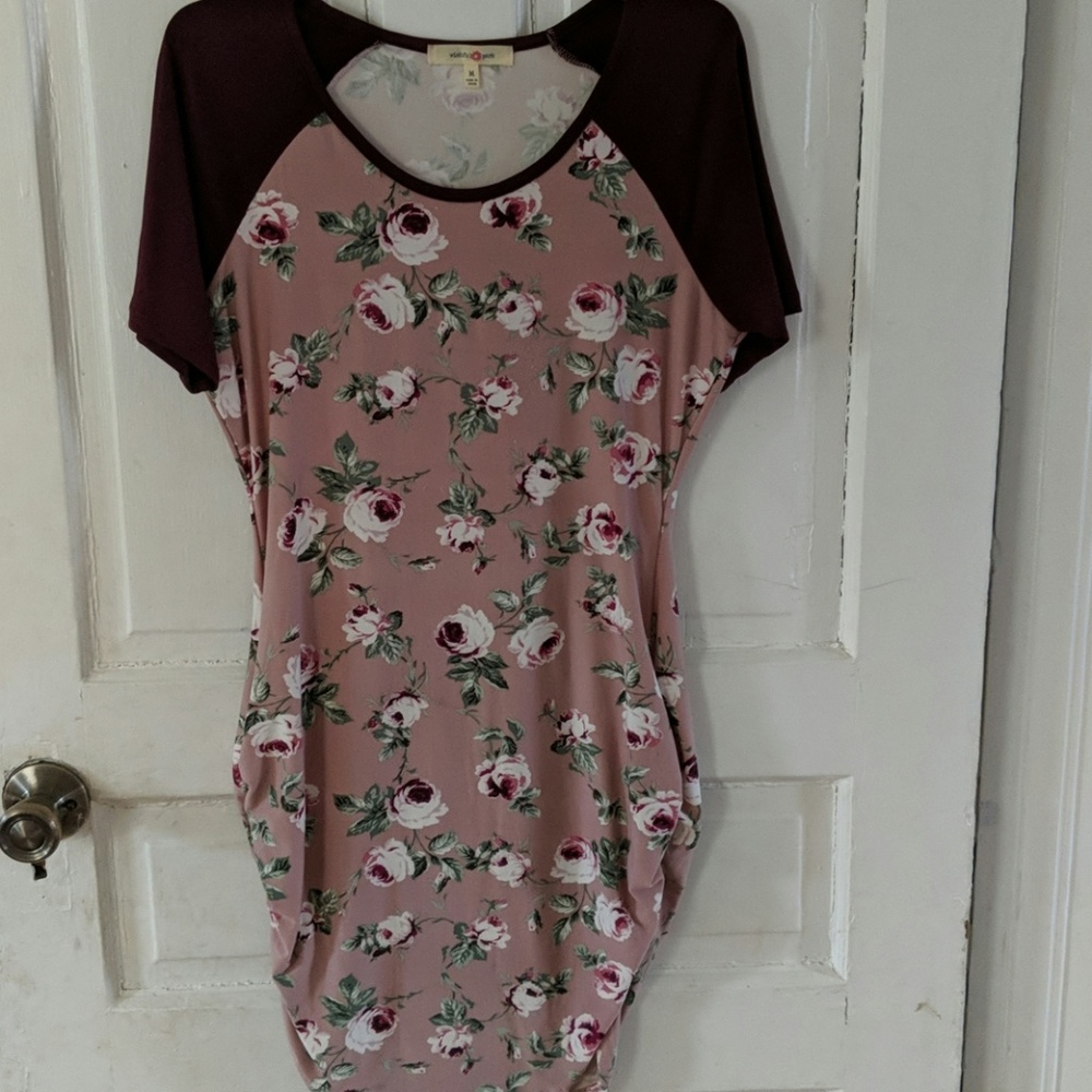 Tunic - Picture 2 of 3